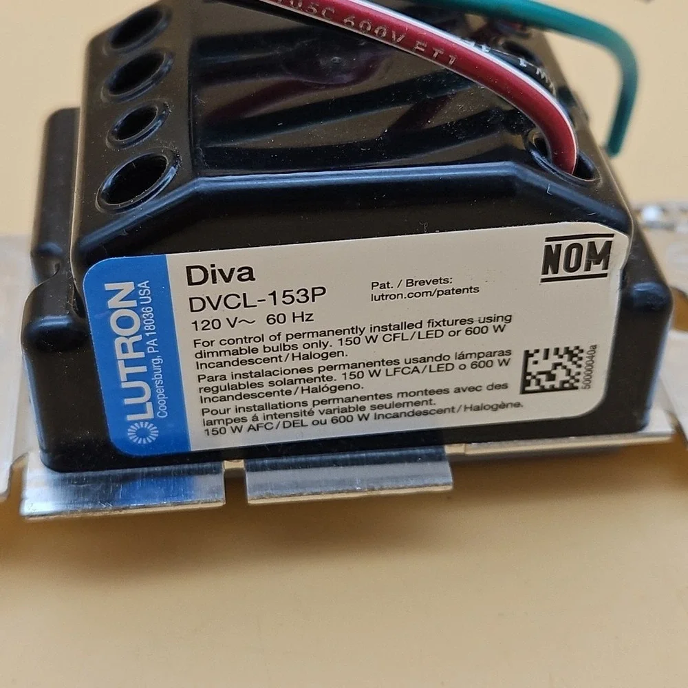 Lutron DVCL-153P Diva Dimmer Dimmable Light Switch Used Gray